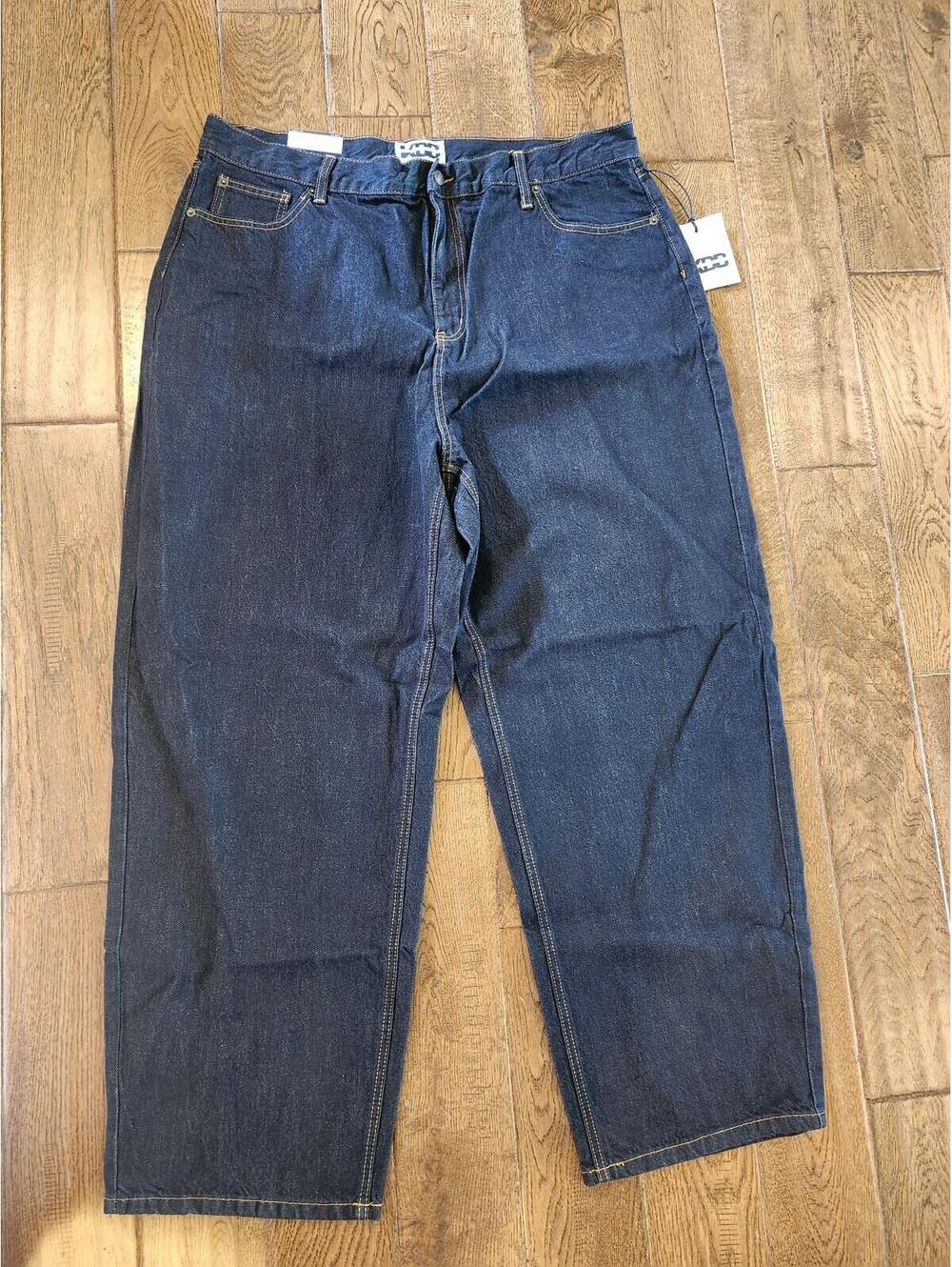 Women's KBB size 18 mid rise Barrel leg